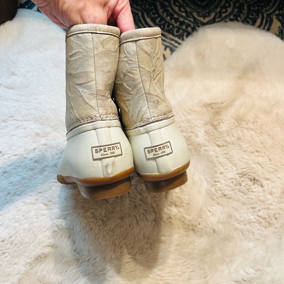 Sperry Saltwater Crunch Duck Rain Boots Gold / Ivory sts99726 Women's US 9.5 - Picture 4 of 13